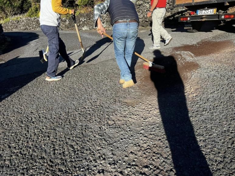 Junta de Freguesia de Candel&aacute;ria - Interven&ccedil;&atilde;o no Caminho dos Fogos